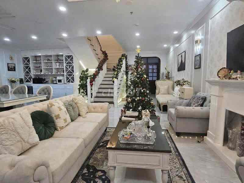 Penthouse Him Lam Riverside, duplex 220m, 4pn, 3wc, 2 bếp, 17,1 Tỷ Ạ.
