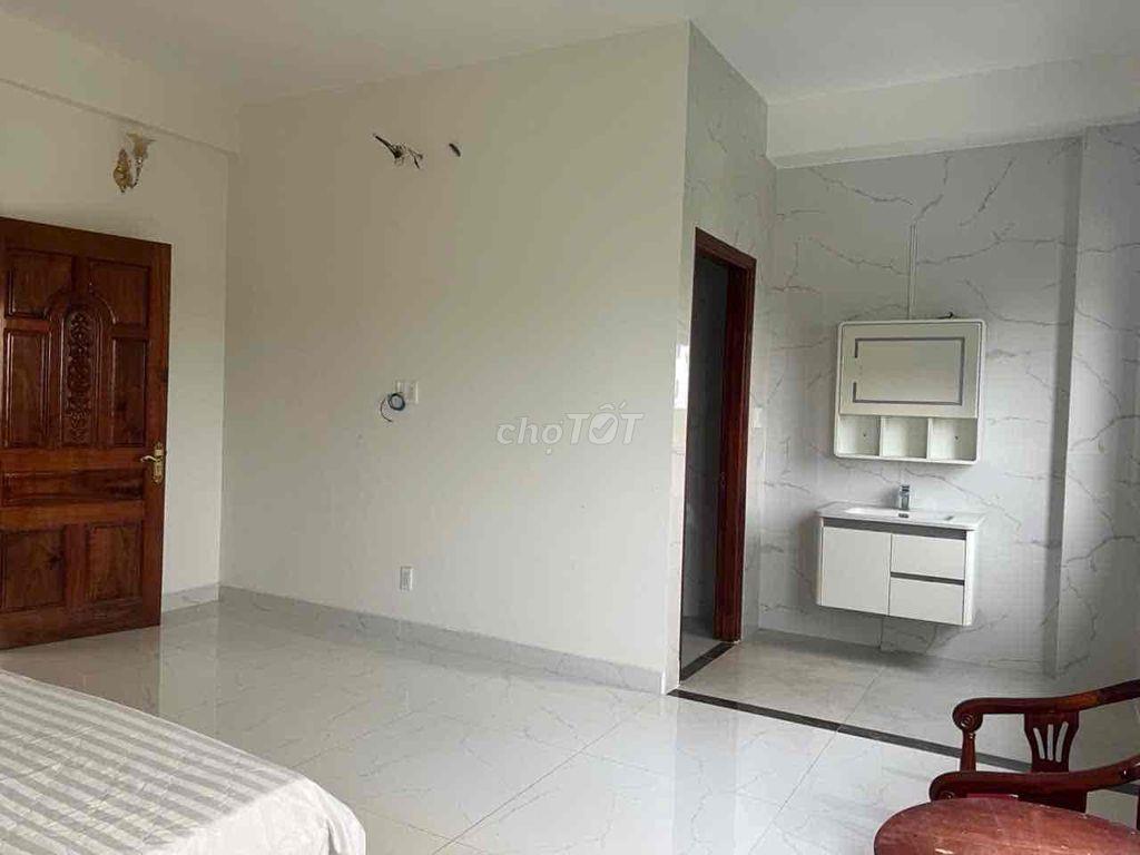 Chính Chủ Cho Thuê Nhà Q.9 Liên Phường KDC Đông 6-8pn 5-6wc Giá 22,5tr