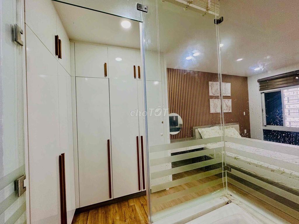 🏡 CHO THUÊ PENTHOUSE SKYGARDEN 3  ✨ Diện tích: 250m²   🛏️ 3 phòng ngủ