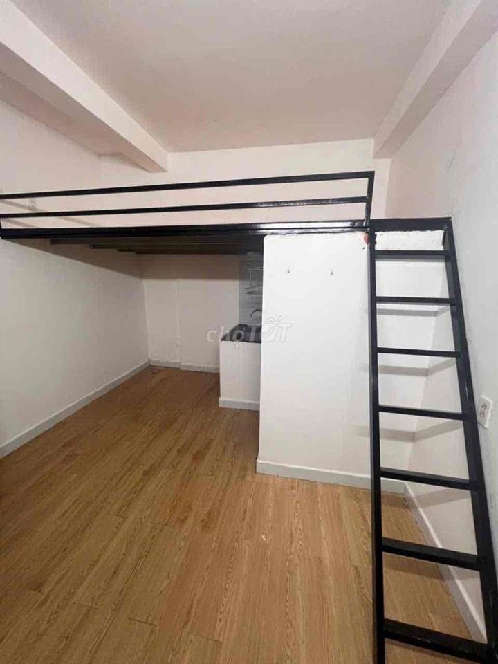 43p  trương Công định, Tân Bình 1 căn 2PN 39p có gác 3 phòng studio dư
