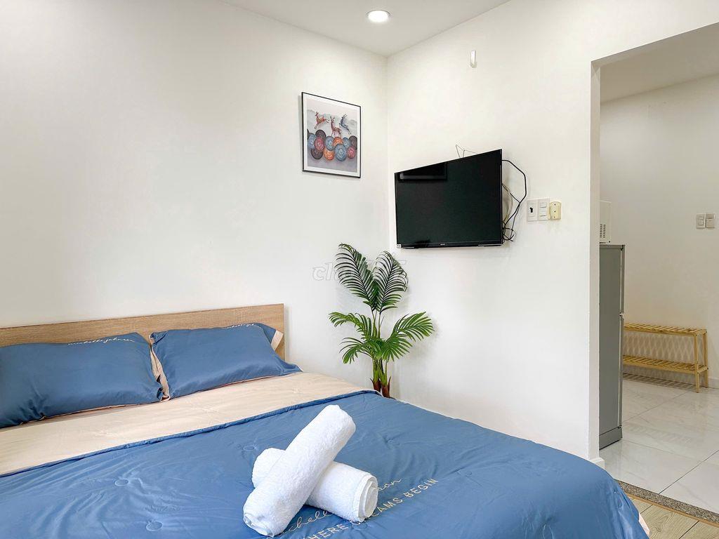 CĂN HỘ 1PN TÁCH BẾP BAN CÔNG VIEW BỜ KÈ THOÁNG MÁT