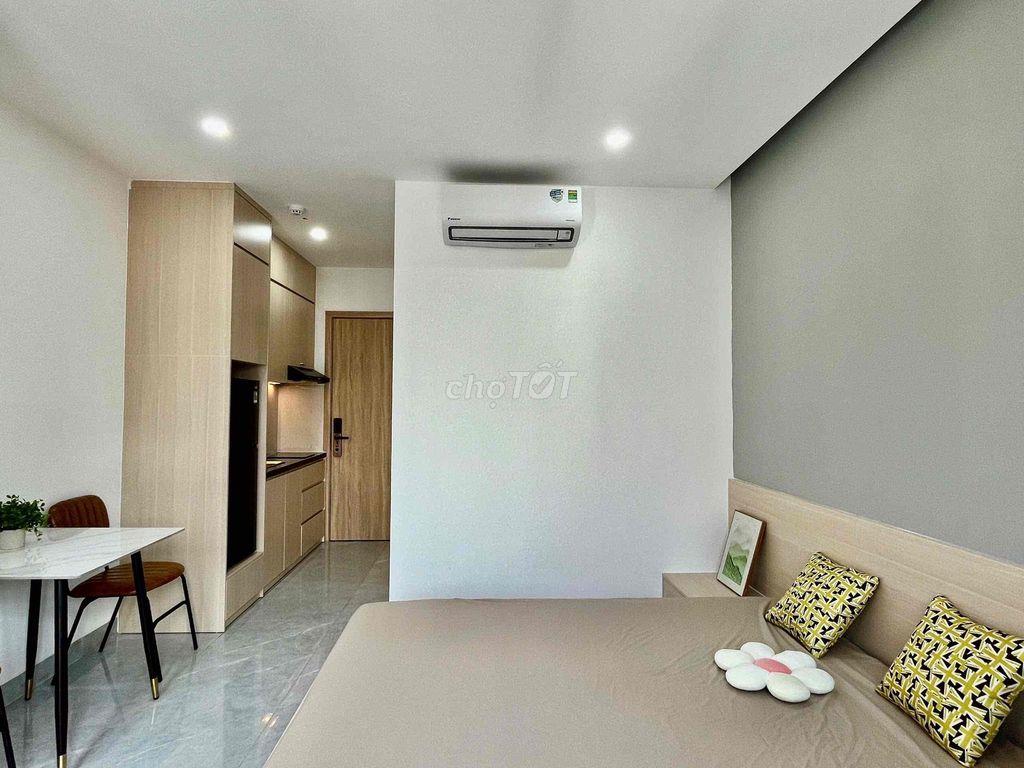 CĂN HỘ BAN CÔNG BẾP XA GIƯỜNG THÔNG THOÁNG