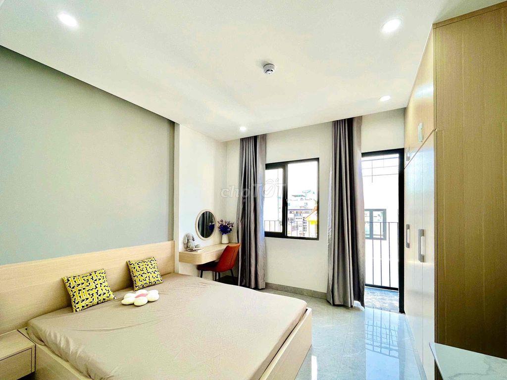 CĂN HỘ BAN CÔNG BẾP XA GIƯỜNG THÔNG THOÁNG