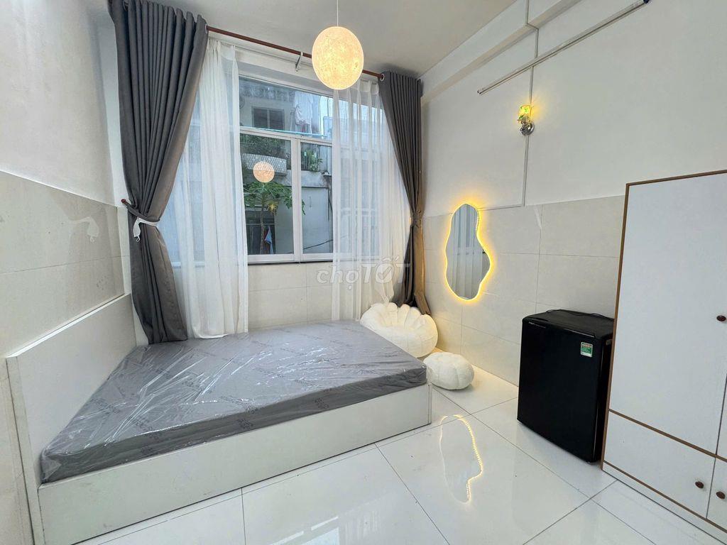 2PN CỬA SỔ TO NGAY TẠI Q10 PHÙ HỢP SINH VIÊN Ở ĐÔNG GIÁ CỰC MỀM