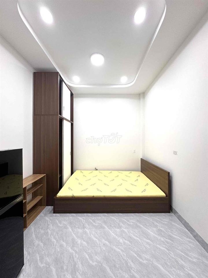 KHAI TRƯNG PHÒNG CHO TÂN SINH VIÊN- NHẬN 3 NGƯỜI