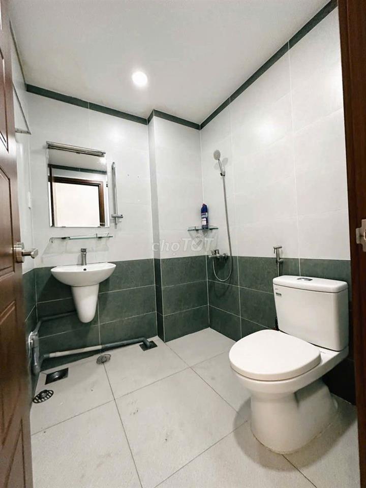 CĂN HỘ BAN CÔNG TẠI Q3 THUẬN TIỆN DI CHUYỂN CÁC TRƯỜNG ĐẠI HỌC