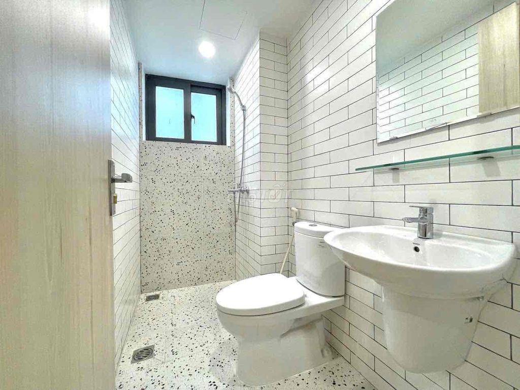 STUDIO BẾP CÁCH XA GIƯỜNG CỬA SỔ THOÁNG MÁT HIỆN ĐẠI
