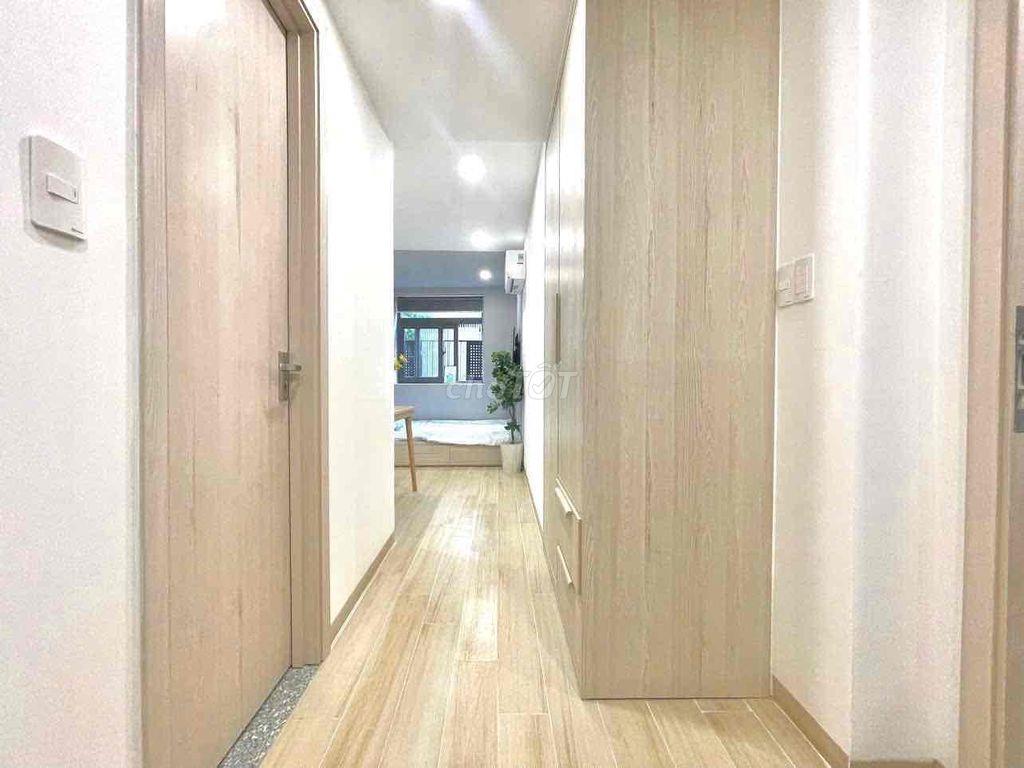 STUDIO BẾP CÁCH XA GIƯỜNG CỬA SỔ THOÁNG MÁT HIỆN ĐẠI