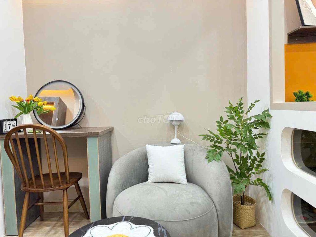 1PN TÁCH BẾP CỬA SỔ VỊ TRÍ TRUNG TÂM GẦN TRƯỜNG ĐẠI HỌC