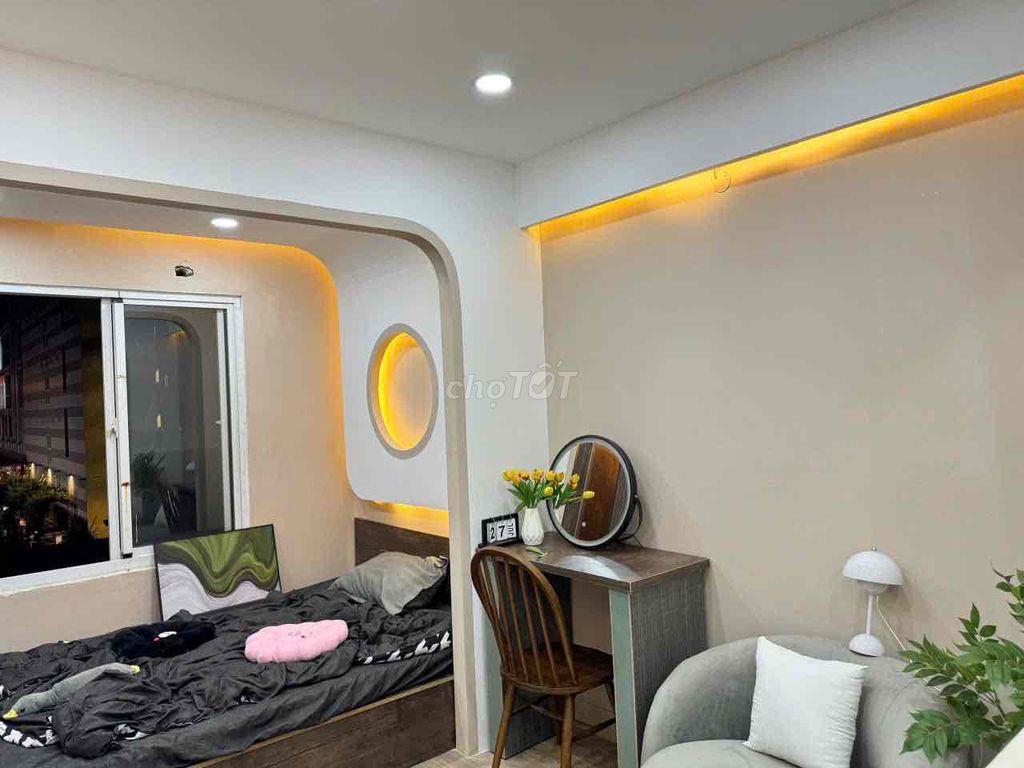 1PN TÁCH BẾP CỬA SỔ VỊ TRÍ TRUNG TÂM GẦN TRƯỜNG ĐẠI HỌC