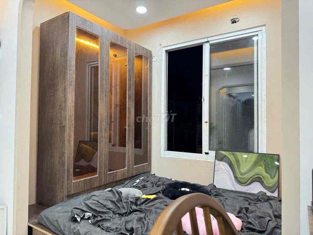 1PN TÁCH BẾP CỬA SỔ VỊ TRÍ TRUNG TÂM GẦN TRƯỜNG ĐẠI HỌC