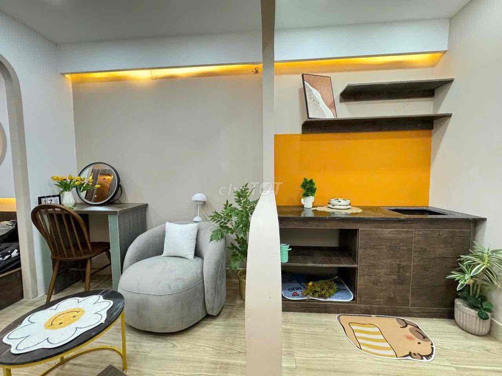 1PN TÁCH BẾP CỬA SỔ VỊ TRÍ TRUNG TÂM GẦN TRƯỜNG ĐẠI HỌC