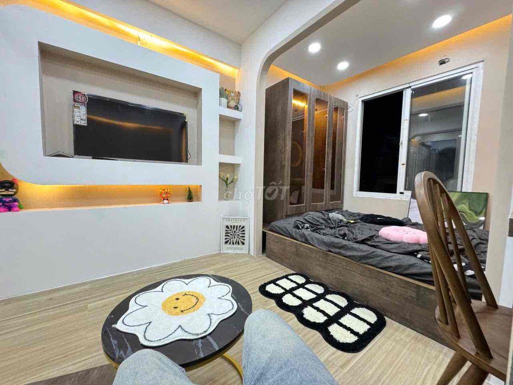 1PN TÁCH BẾP CỬA SỔ VỊ TRÍ TRUNG TÂM GẦN TRƯỜNG ĐẠI HỌC