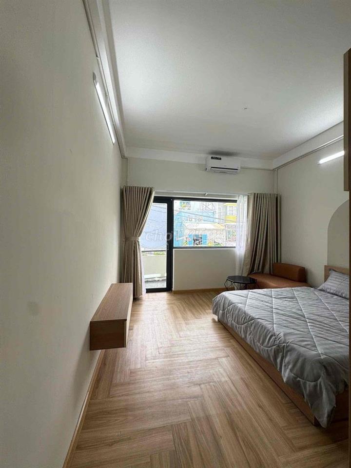 1PN TÁCH BẾP MỚI TINH CỰC SANG TRỌNG CÓ BAN CÔNG
