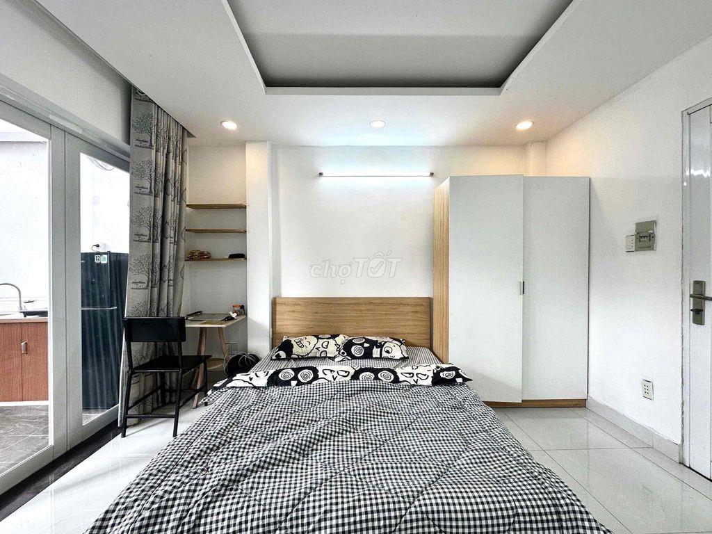 ĐƯỜNG LỚN, TÁCH BẾP BAN CÔNG SIÊU RỘNG RÃI THOÁNG MÁT