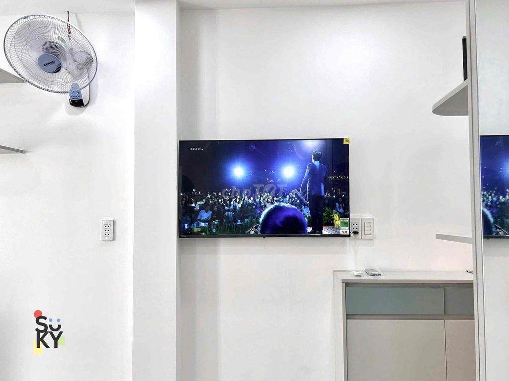 TONE TRẮNG CÓ GU MÁY GIẶT RIÊNG THANG MÁY