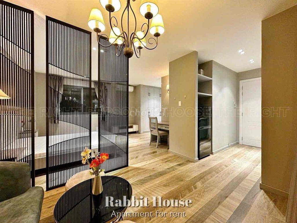 CĂN HỘ DỊCH VỤ CAO CẤP QUẬN 1(NGAY ĐƯỜNG TRẦN HƯNG ĐẠO)