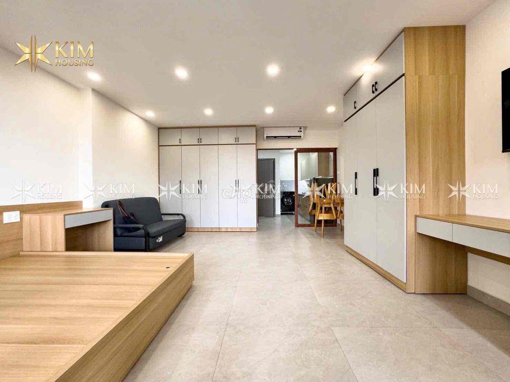 CĂN HỘ DỊCH VỤ 1PN TÁCH BẾP SIÊU THOÁNG (NGAY CHỢ BÀN CỜ)