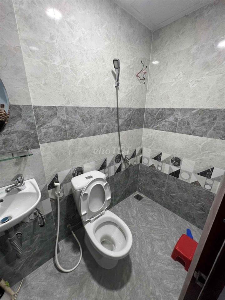 CHO THUÊ NHÀ NGUYÊN CĂN XÂY MỚI 100% QUẬN 3