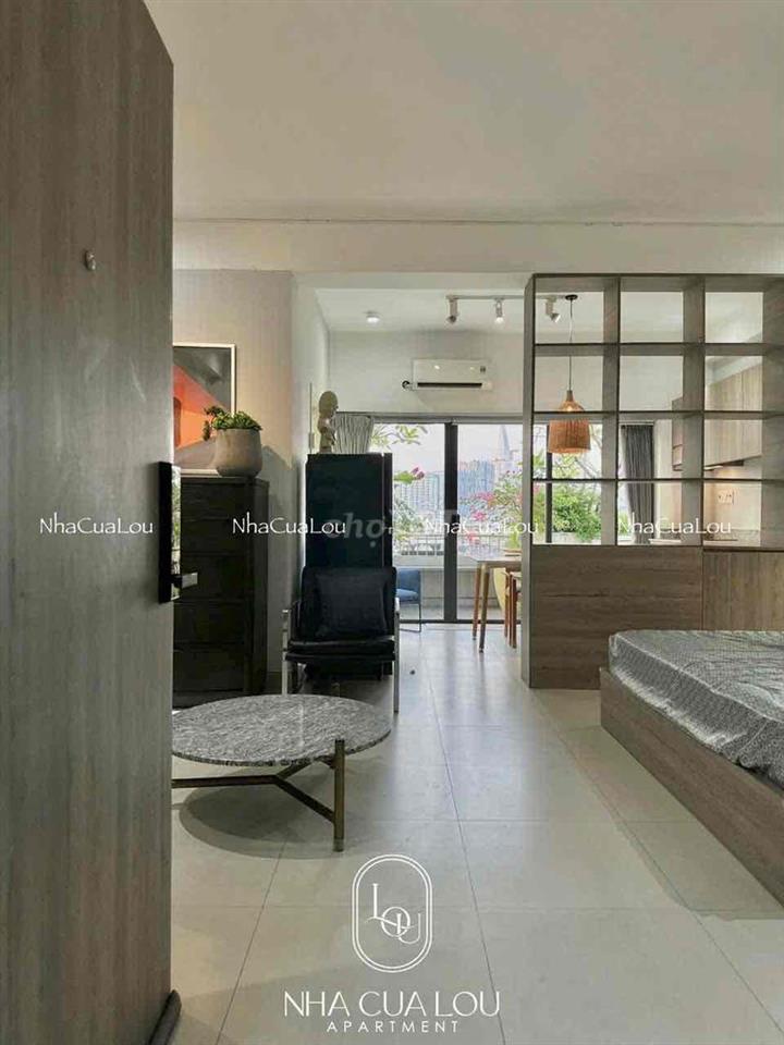 CĂN HỘ DỊCH VỤ CAO CẤP DẠNG PENTHOUSE QUẬN 4 (NGAY CẦU KHÁNH HỘI)