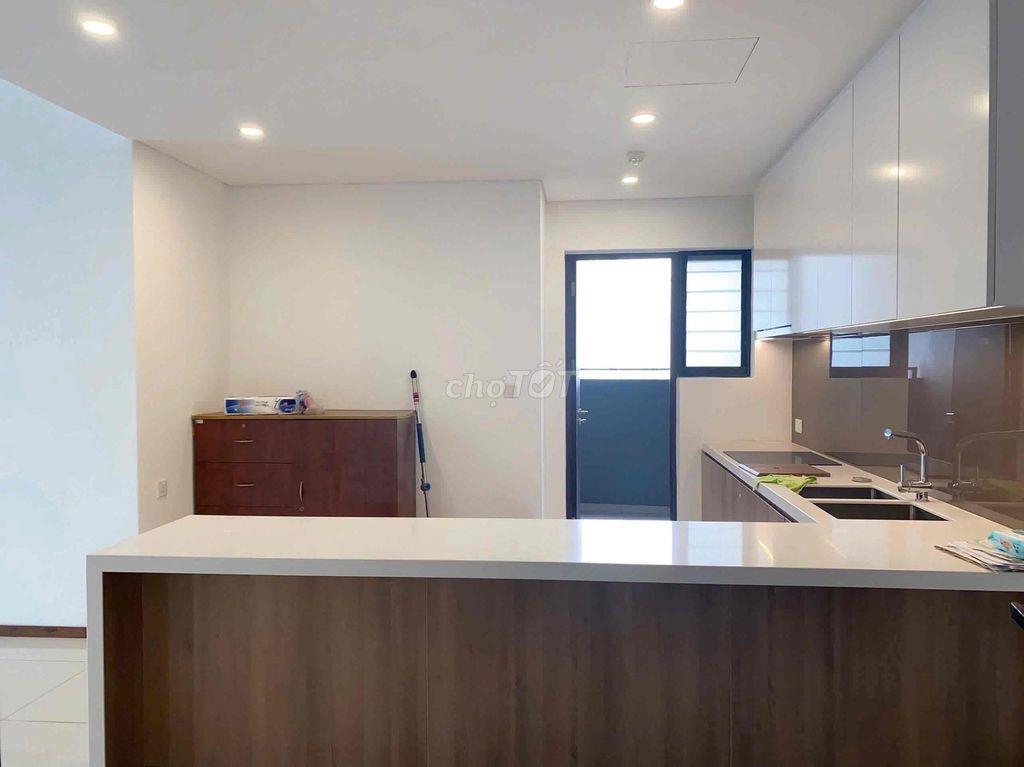 2 pn, nội thất cơ bản ngay One Verandah, tự do thiết kế theo gu