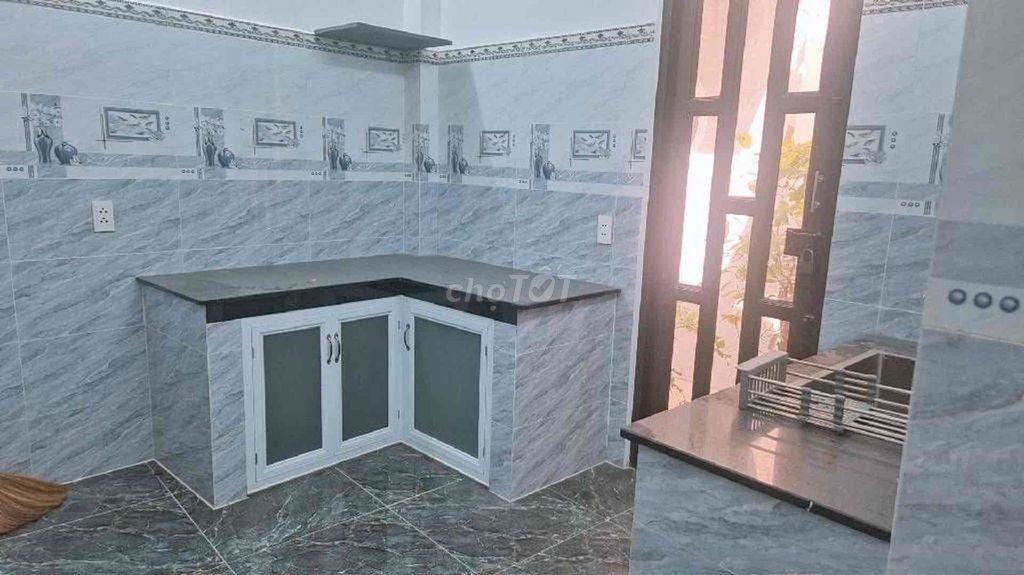 Cho thuê nhà ngang 6 hẻm ba gác ngay Quang Trung Gò Vấp