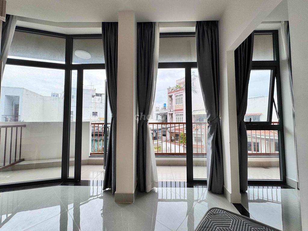 CĂN HỘ 1 PHÒNG NGỦ - BAN CÔNG LỚN