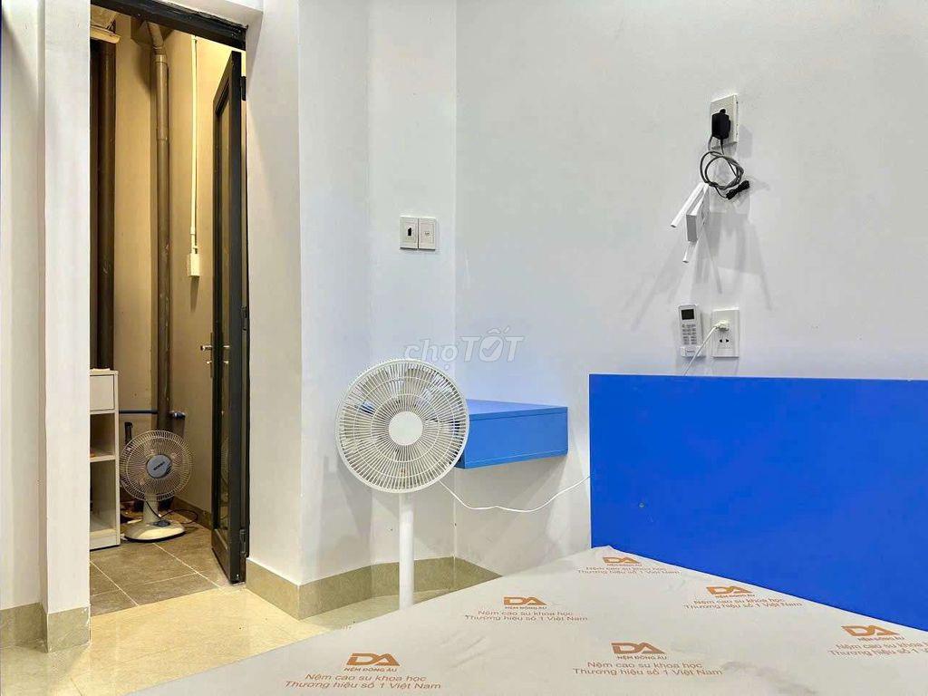 Studio bancol or cửa sổ✨️35m2✨️full nt, thang máy✨️gần học viện Cán Bộ