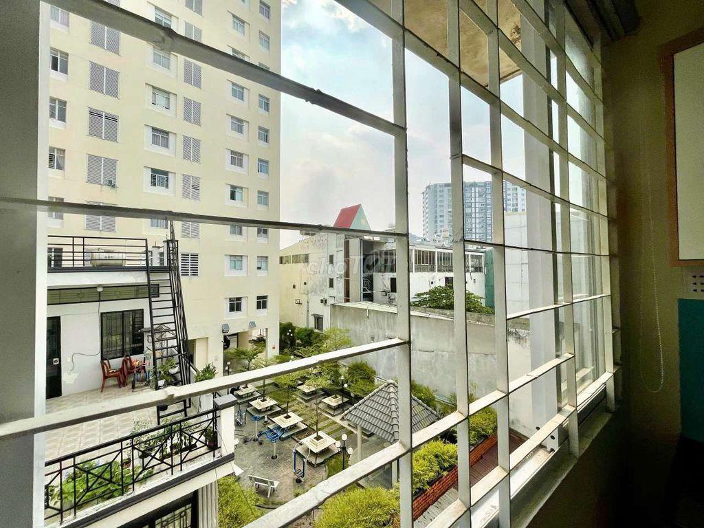 ✨️Studio cửa sổ view Landmark81✨️full nội thất thang máy,gần ĐH GTVT