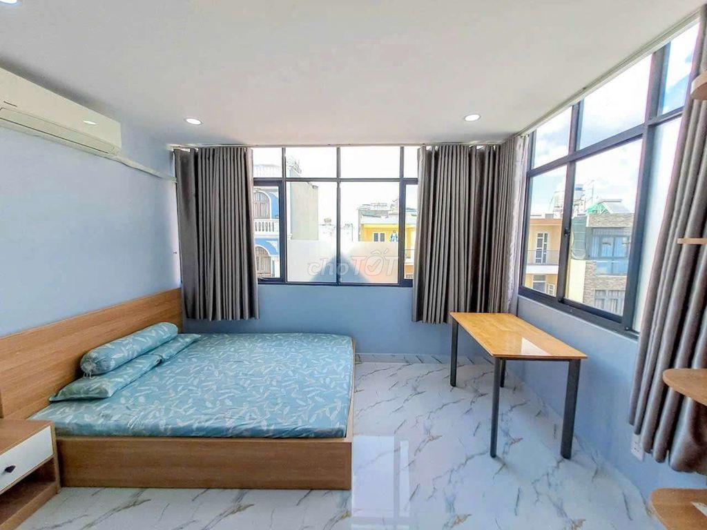 Studio gần ngã tư Hàng Xanh, cách UEF, HIU, FTU chỉ 5' đi xe máy 