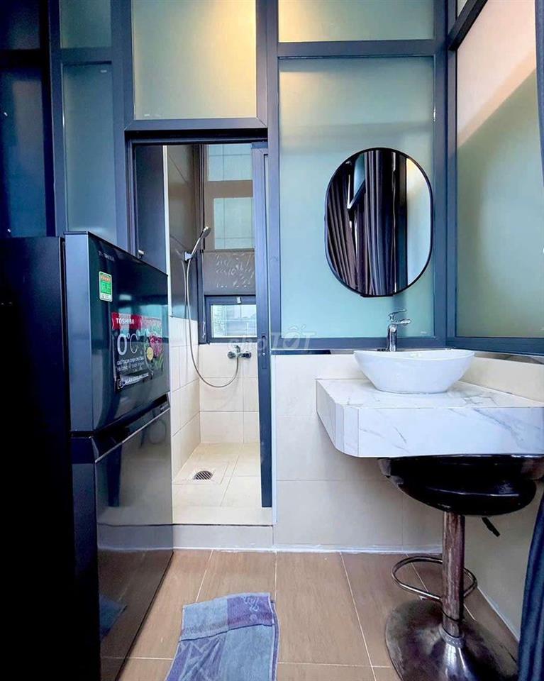 1phòng ngủ thang máy gần chợ Bà Chiểu VLU CS2&3 cách Q1 chỉ vài phút