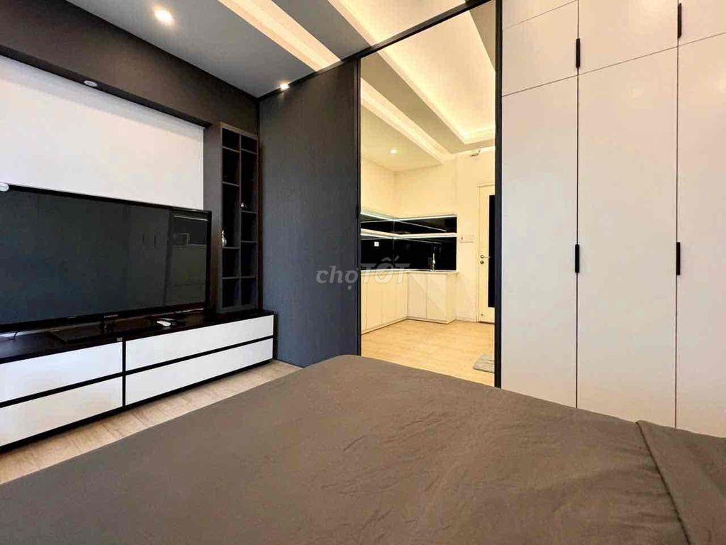 Cho Thuê 1pn ban công ngay Chợ Bà Chiểu Cầu Bông Bình Thạnh mới xây