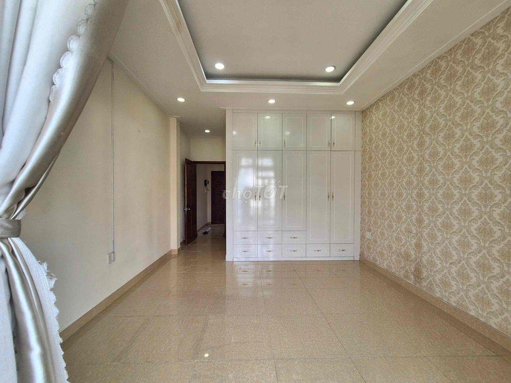 Cho Thuê Phòng Ban Công Cửa Sổ Thoáng Mát Gần Gigamall