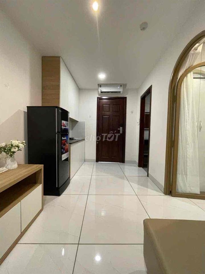 CĂN HỘ TÁCH BẾP CAO CẤP đầy đủ nội thất, máy giặt riêng, thang máy