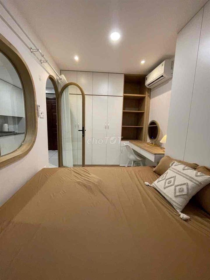 CĂN HỘ TÁCH BẾP CAO CẤP đầy đủ nội thất, máy giặt riêng, thang máy