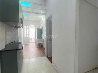 2 Phòng ngủ, ban công, tách bếp, 40m2 chỉ 8tr2 ngay tại Phú Nhuận