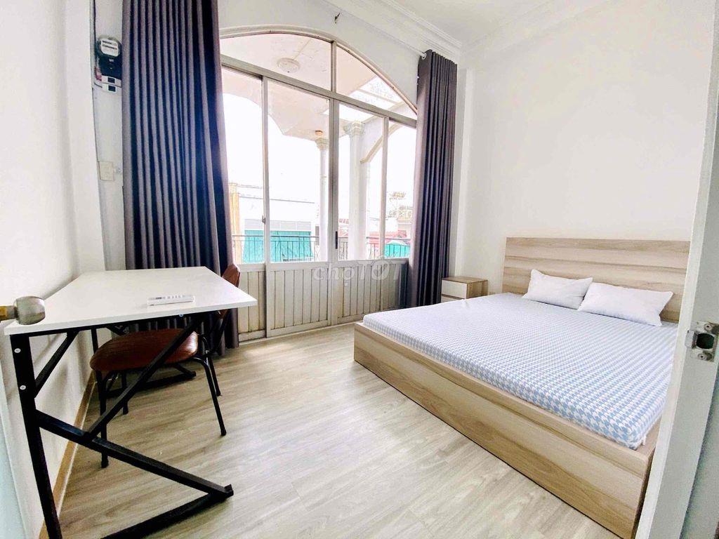 Chính chủ cho thuê Căn hộ 2PN, Ban công siêu rộng