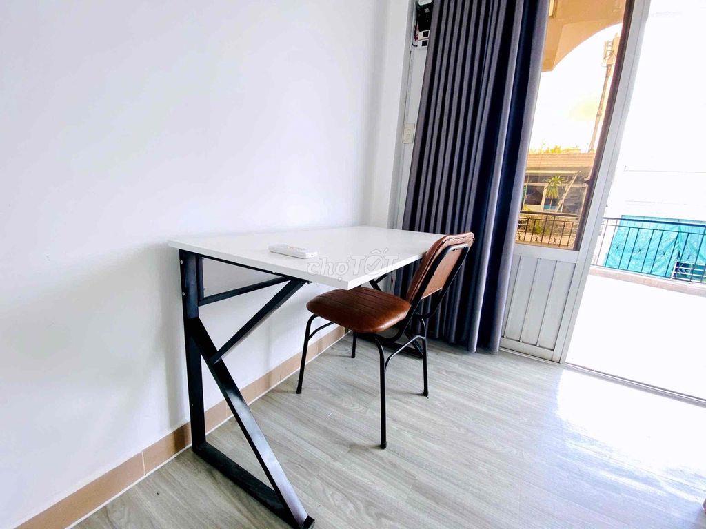 Chính chủ cho thuê Căn hộ 2PN, Ban công siêu rộng