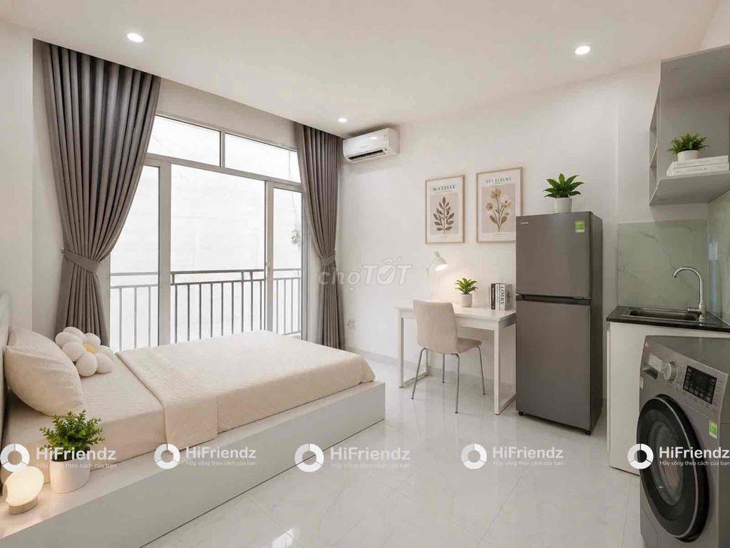 Hệ Thống Căn Hộ Ban Công Cửa Sổ Thoáng Mát, Gần Ngã Tư Hàng Xanh