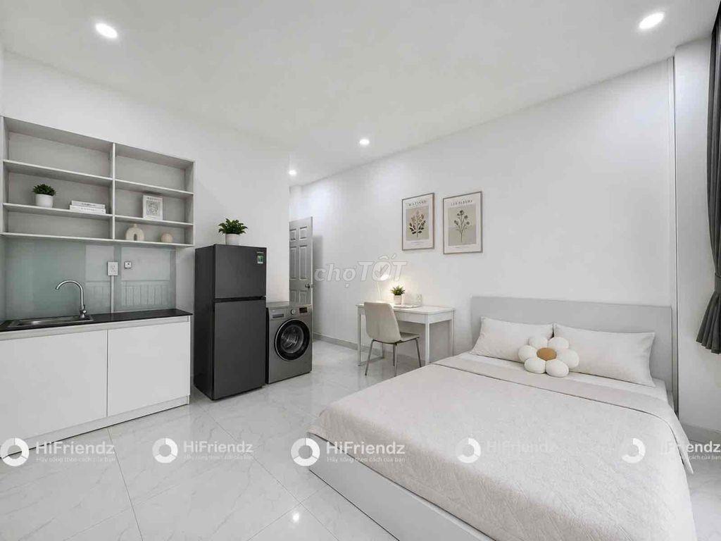 Hệ Thống Căn Hộ Ban Công Cửa Sổ Thoáng Mát, Gần Ngã Tư Hàng Xanh