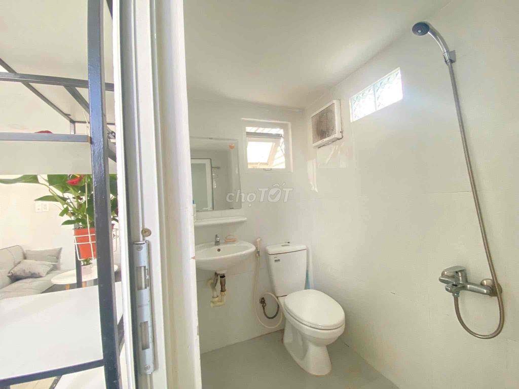 DUPLEX CỬA SỔ TRỜI GẦN CẦU THỊ NGHÈ