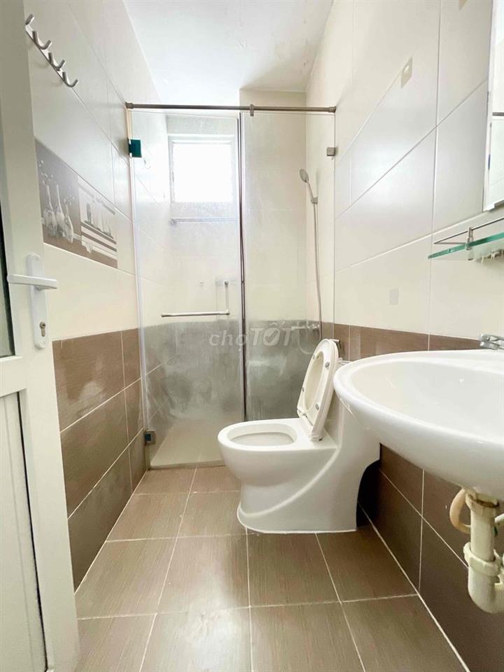 TRỐNG LẠI CĂN 1PN CÓ THANG MÁY GẦN VĂN LANG