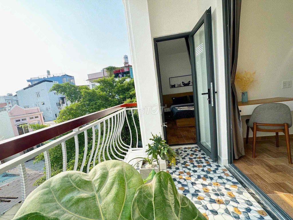 TRỐNG LẠI CHDV 2PN BAN CÔNG