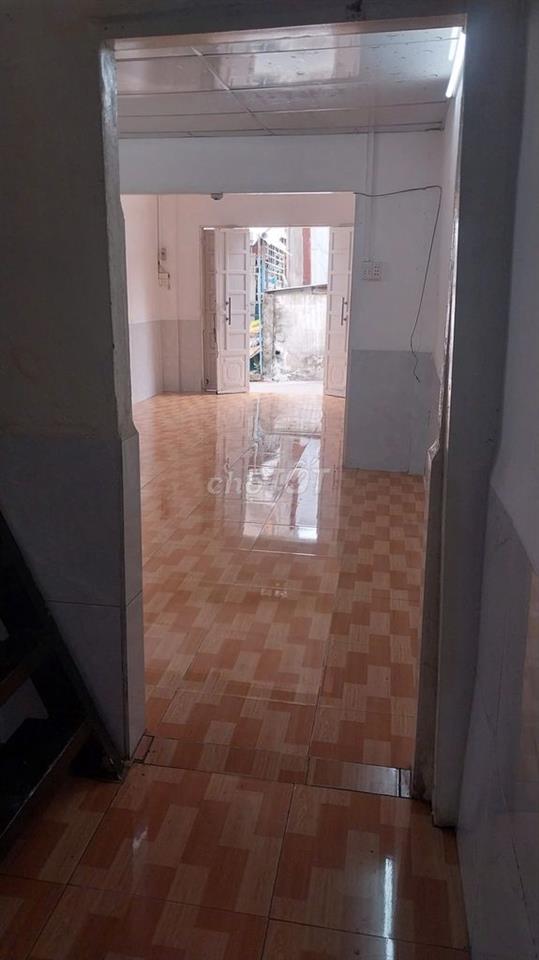 Cho thuê nhà hẻm xe hơi đường Bình Lợi, 1 trệt 1 gác lửng, 42m²