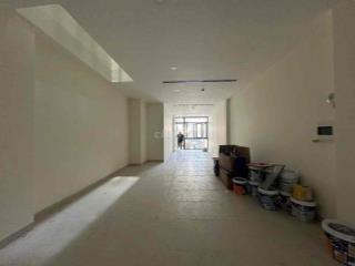 mặt bằng nhà mới 💯 mặt tiền đường Bùi Đình TuýPhan Văn Trị 5x22 hầm xe