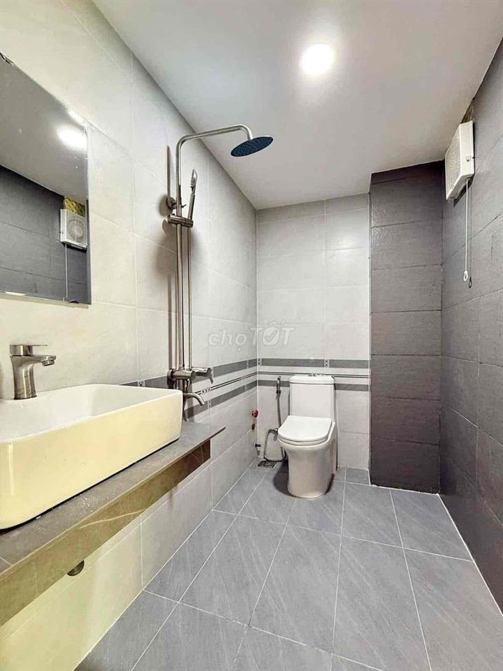 CHỈ CÒN 1 CĂN *** UNG VĂN KHIÊM - DUPLEX BẾP RIÊNG, KHÓA VÂN TAY