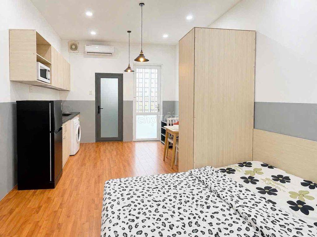SIÊU PHẨM SIÊU TO TRỐNG LẠI MẤT 5P SANG QUẬN 1 - BAN CÔNG - MÁY GIẶT
