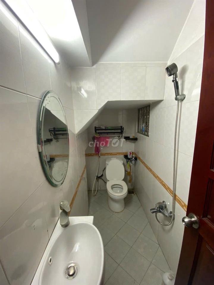căn hộ cao cấp tầng trệt 40m2 có bếp, pn, nuôi thú cưng, giờ tự do