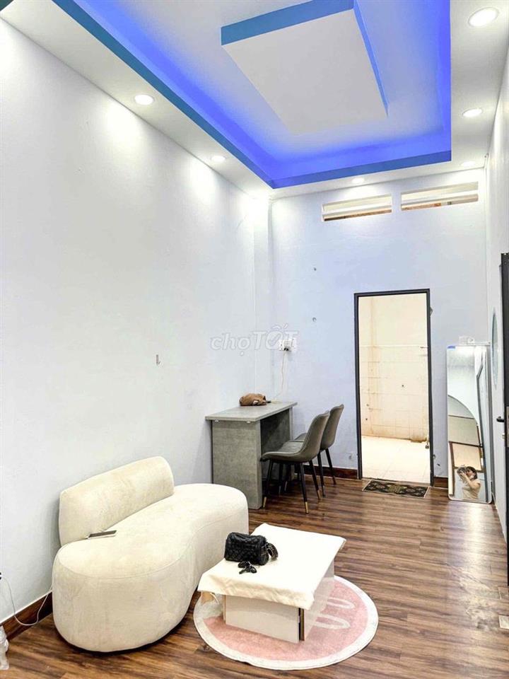 Căn 2PN 70m2 gần Siẻu Thị Go Tô Hiến Thành Q10