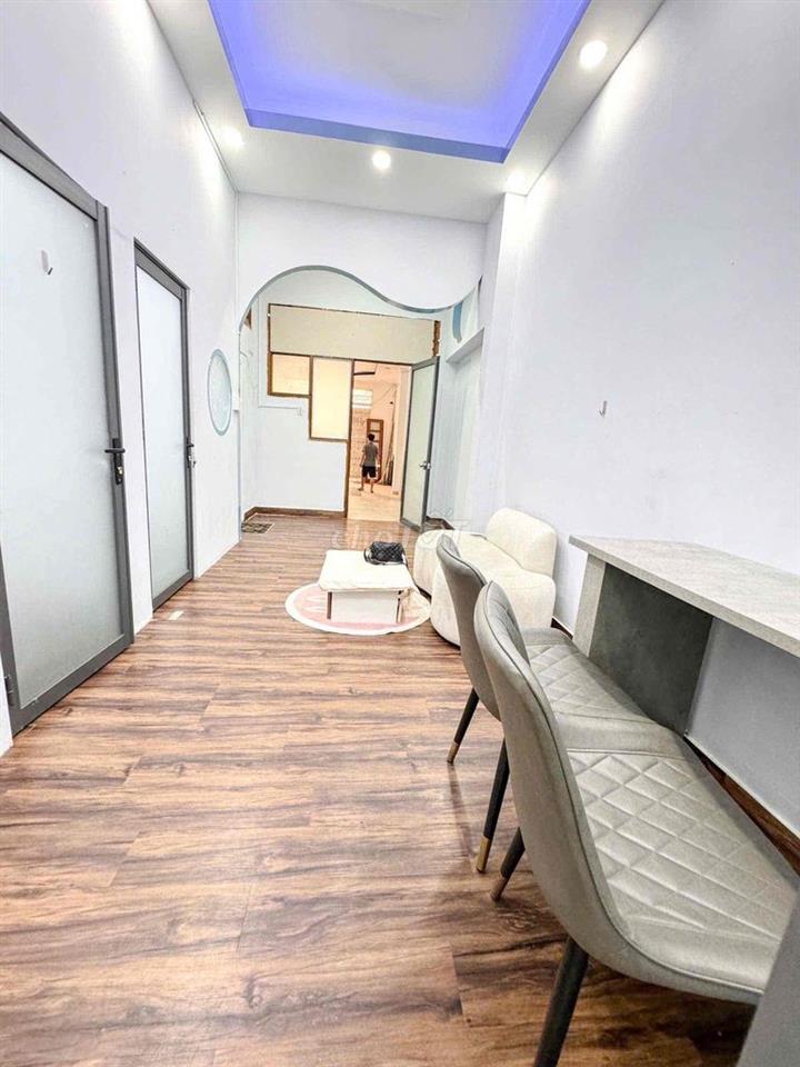 Căn 2PN 70m2 gần Siẻu Thị Go Tô Hiến Thành Q10